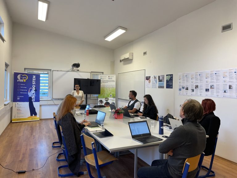 Read more about the article Guest Lecture at MVDSI: Insights into the American Electoral Process